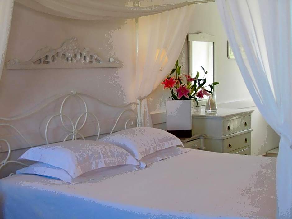 Porto Scoutari Romantic Hotel