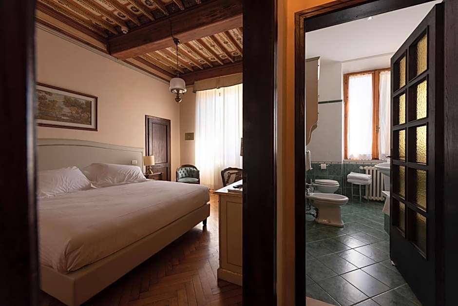 Villa Scacciapensieri Boutique Hotel