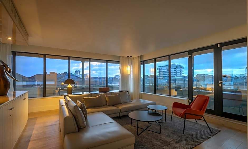 The Morrison Dublin, Curio Collection by Hilton