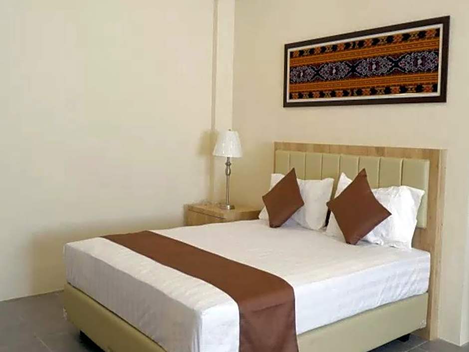 La Cecile Hotel and Cafe