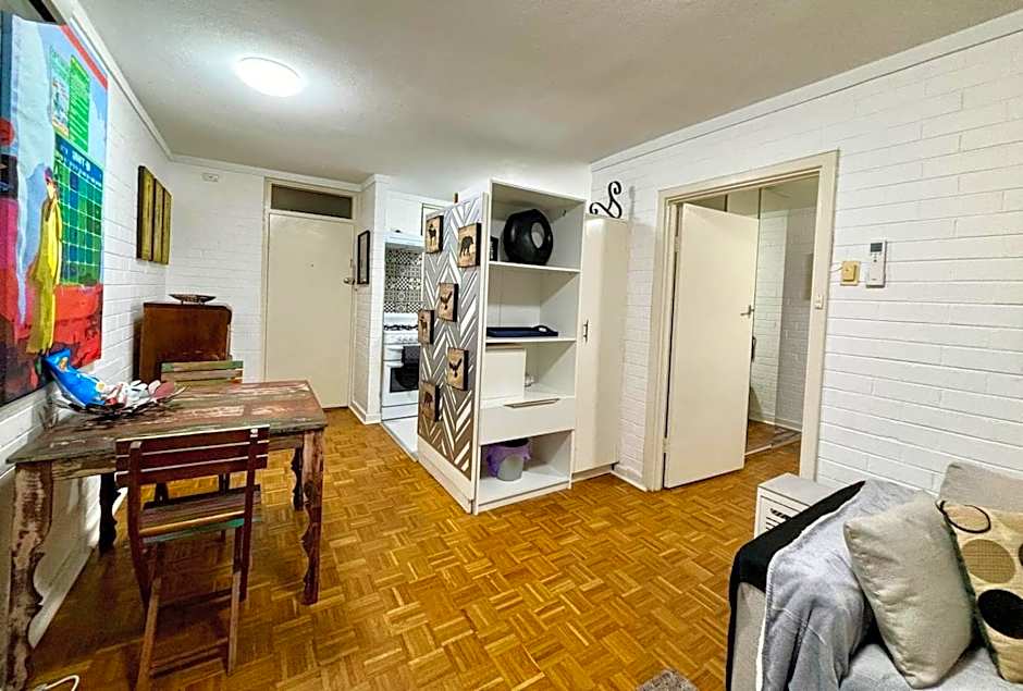 Central Subiaco Oasis 1 Bedroom Unit