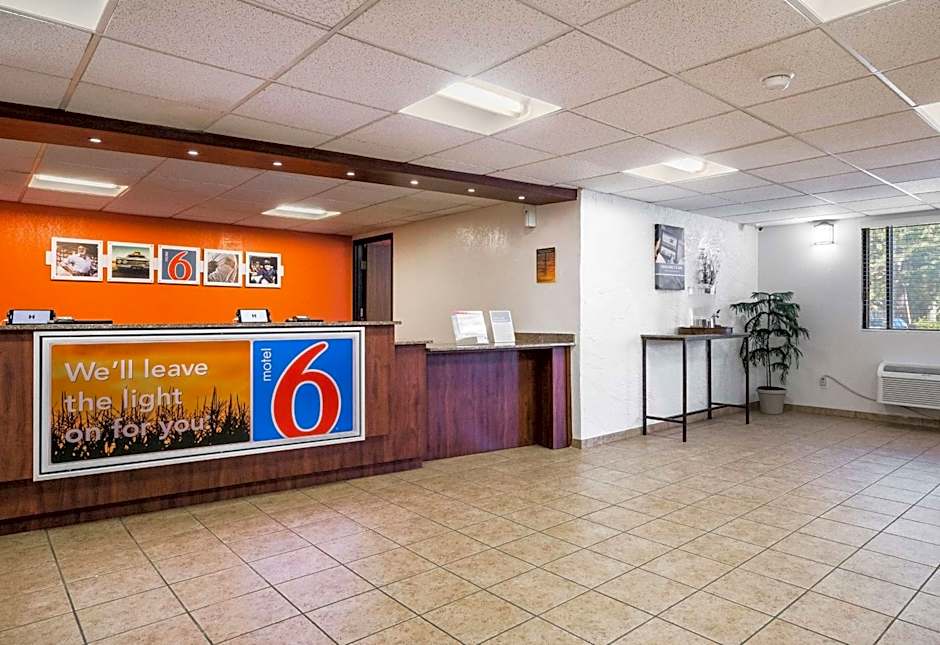 Motel 6-Prospect Heights, IL