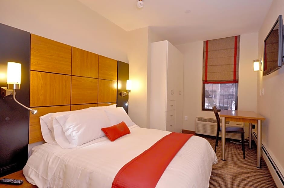Hotel Five44