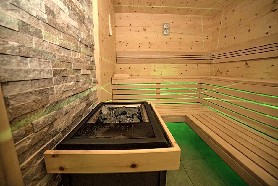 Hotel Garni Savoy - new opening