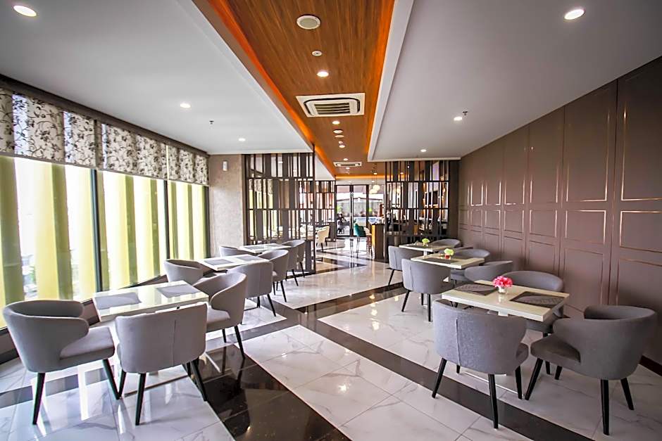 Asialink Hotel by Prasanthi