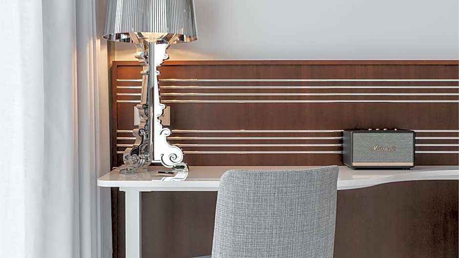 Ruby Ella Hotel Cologne By IHG