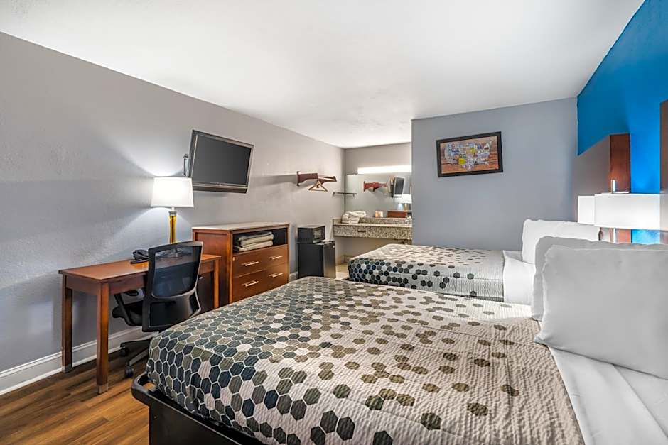 Econo Lodge Inn & Suites Virginia Beach - Norfolk