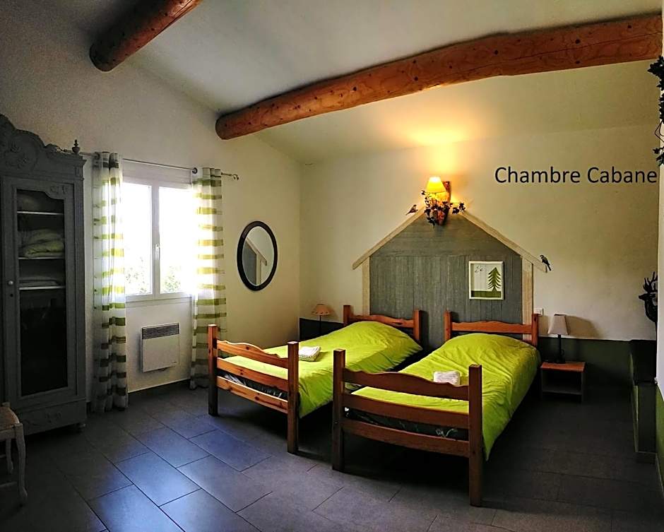 La Sarriette - Chambres d'hôtes et gîte d'étape à Eygalières