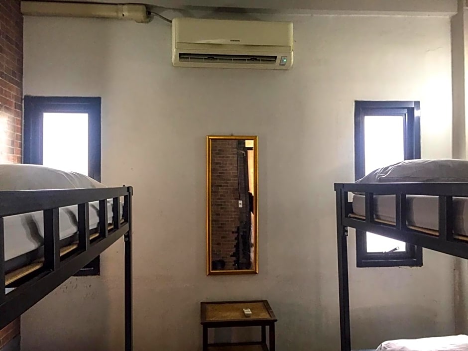 Photo 1 of 2 of Quadruple Room