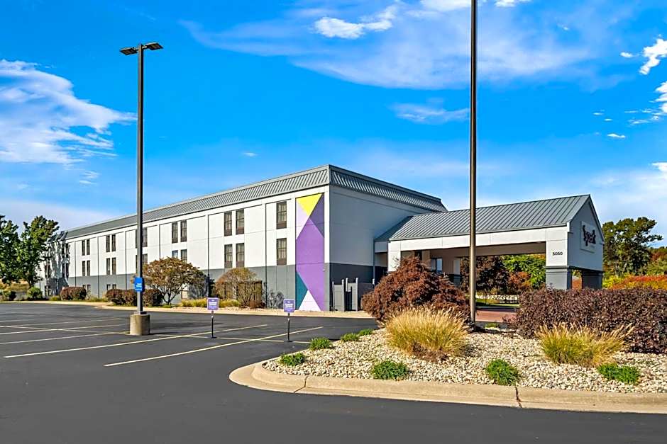 Spark by Hilton Stevensville