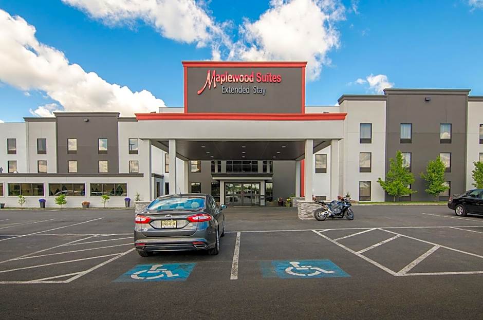 Holiday Inn & Suites Syracuse Airport - Liverpool By IHG
