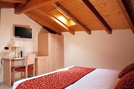 Double Room - Attic
