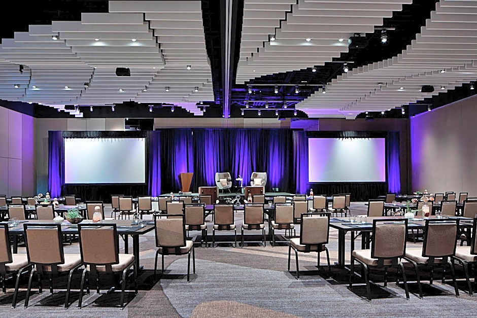Renaissance by Marriott Dallas at Plano Legacy West Hotel