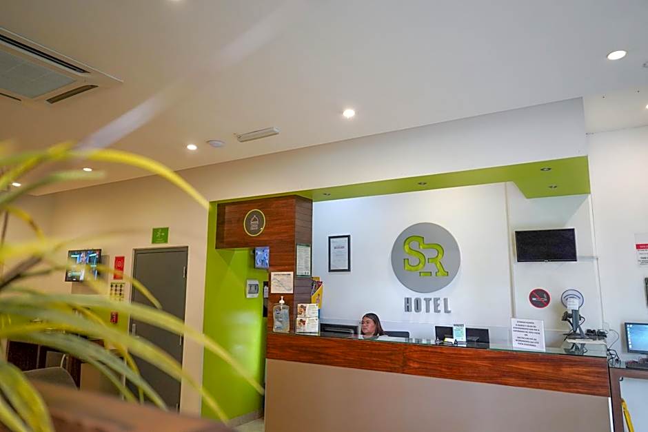 SR Hotel