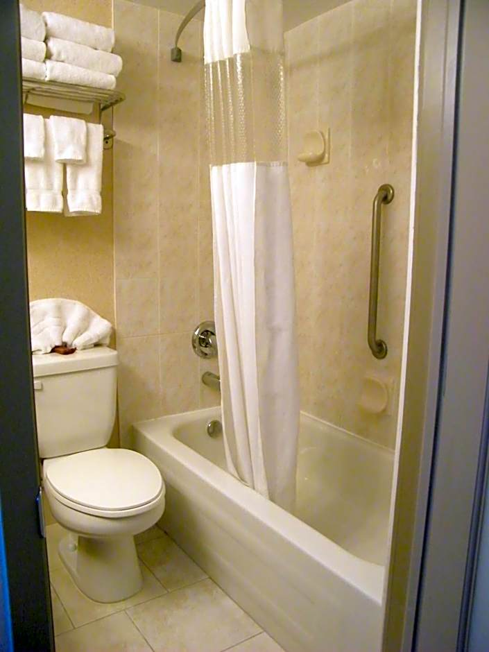 Ramada by Wyndham Edmonton South