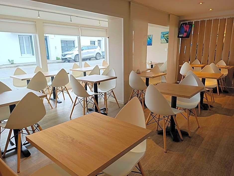 Brit Hotel Les Alizes