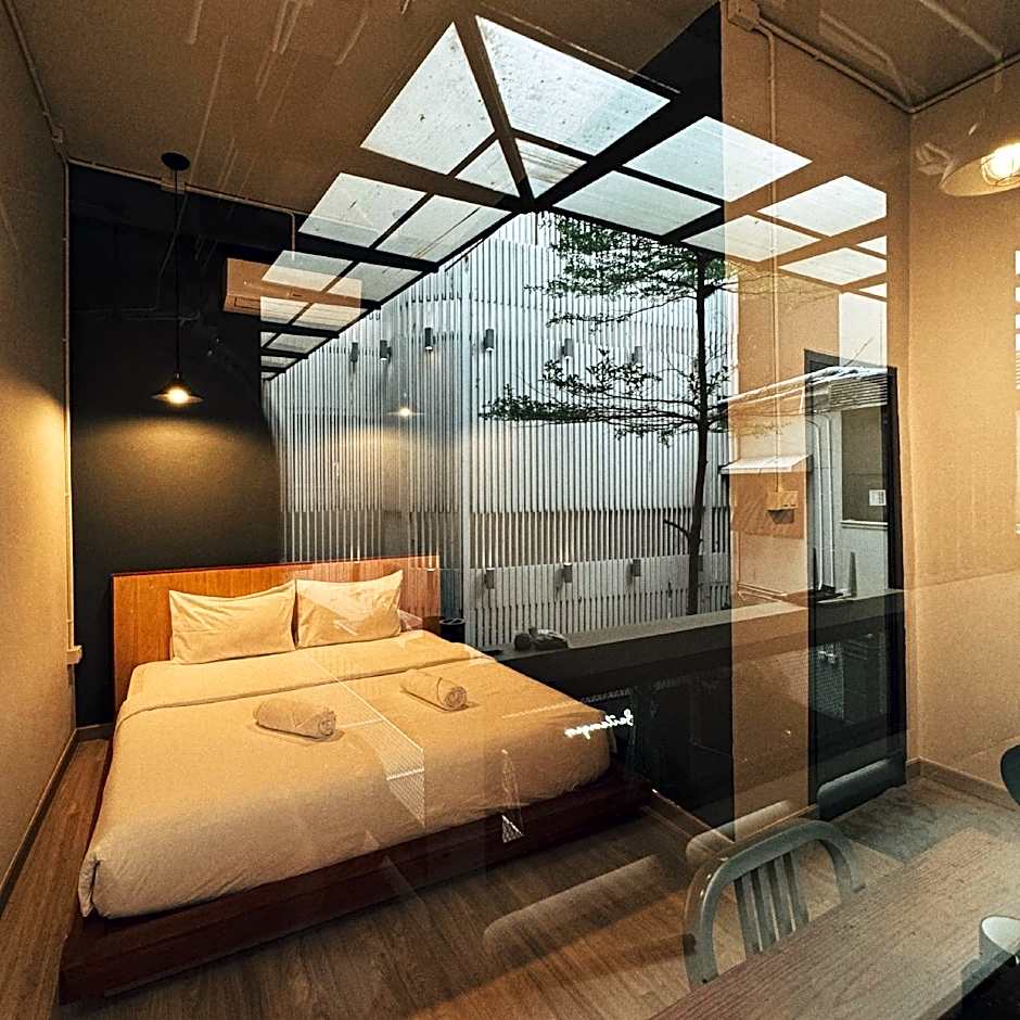 Sailomyen Cafe & Hostel