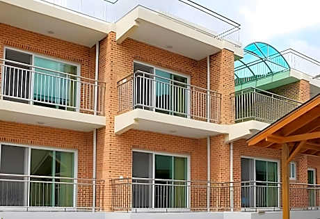 Inje Garisan Pilye Pension