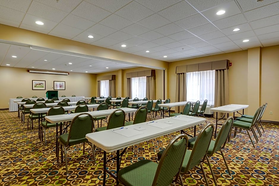 Holiday Inn Express Charles Town By IHG