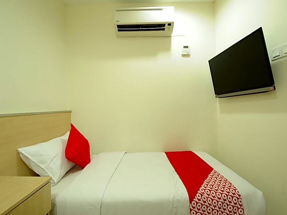 OYO 1055 Batu Caves Star Hotel