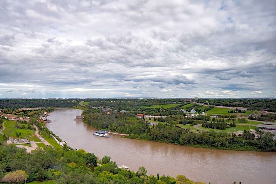 Courtyard by Marriott Edmonton Downtown