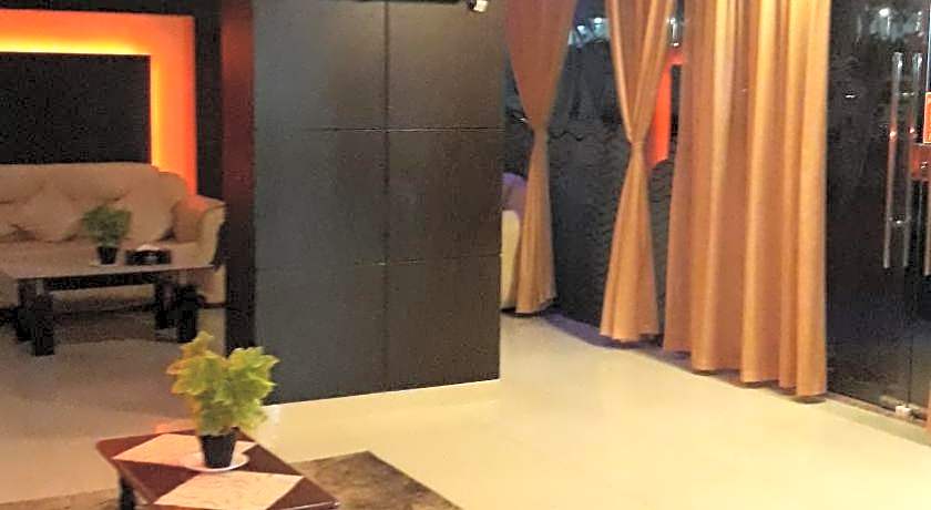 Savoy Grand Hotel Apartments