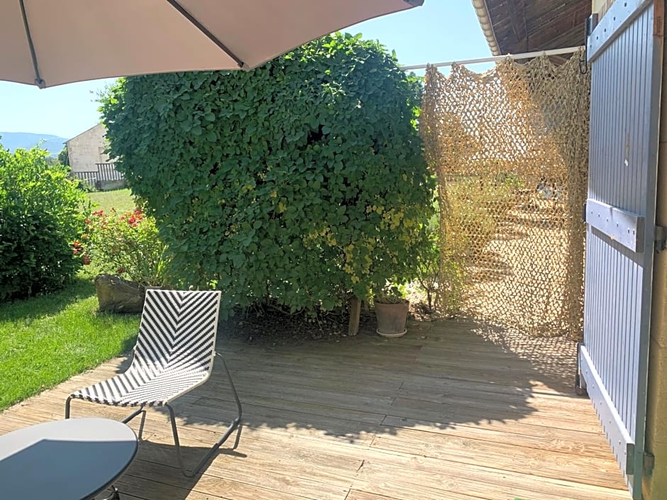 Chambre en Drôme Tropicale