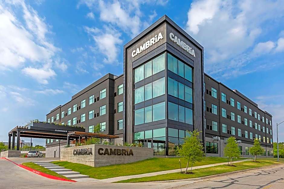 Cambria Hotel Austin Airport
