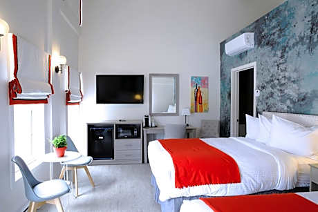 Deluxe Double Room with Shower