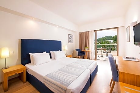 Double or Twin Room Inland View
