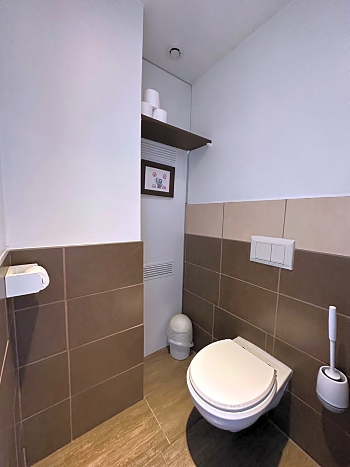 La Chambre de l'Olivier – Champigny-sur-Marne, CA