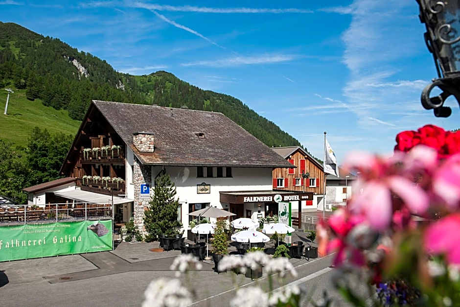 Hotel Falknerei Galina