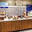 Holiday Inn Express & Suites Los Angeles Downtown West By IHG
