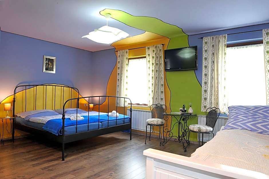 Gostilna in Prenočišča Brančurnik