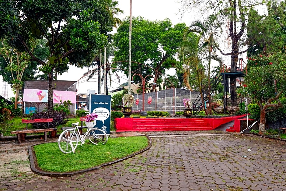 OYO 1808 New Bandungan Indah