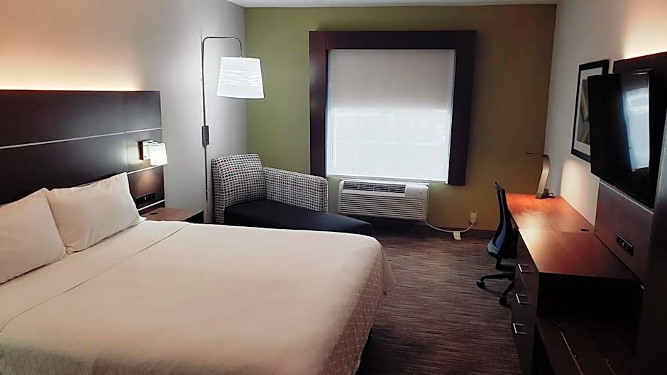 Holiday Inn Express Hotel and Suites Weslaco By IHG