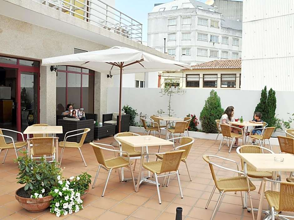 Hostal Mourelos