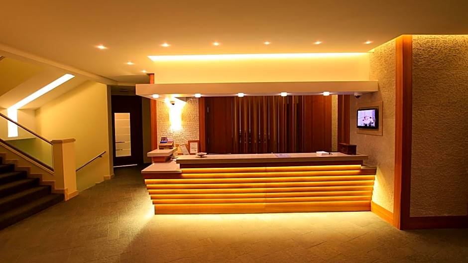Hawaii Hotel