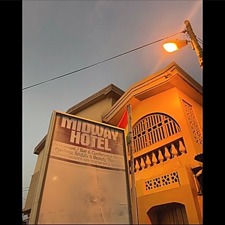 Midway hotel