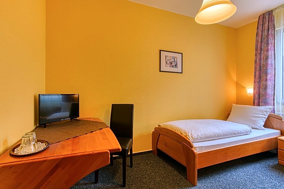 FF&E Hotel Carlton
