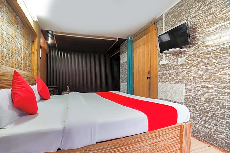 Goroomgo Long View Retreat Near Near Mall Road Nainital