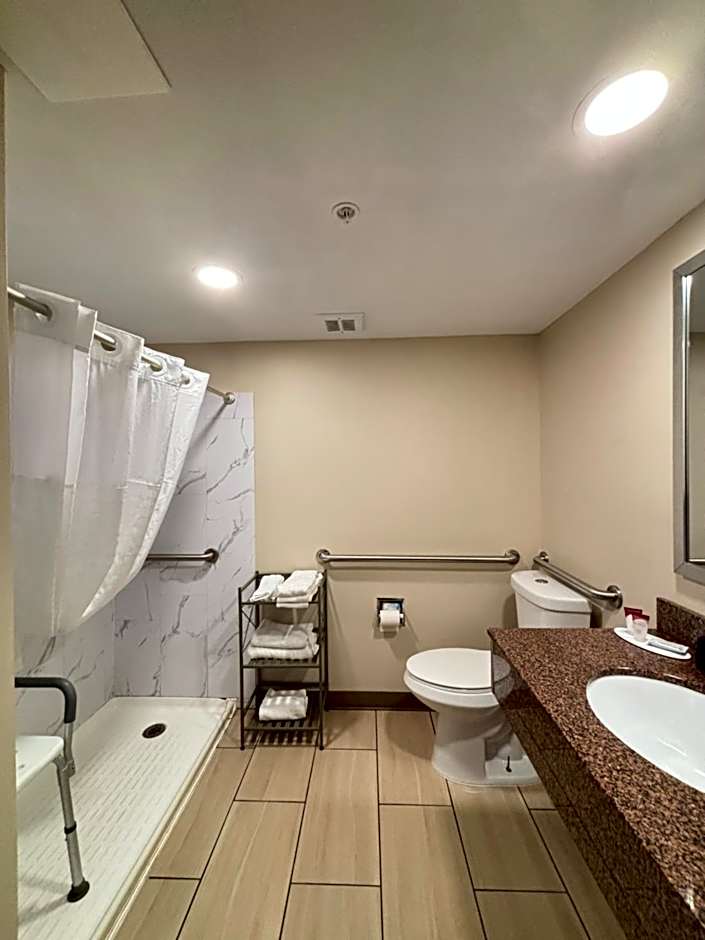 Baymont by Wyndham Lake Park Valdosta I75