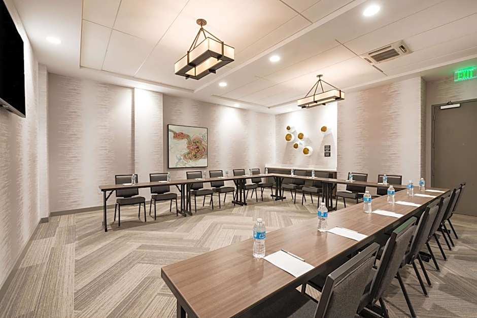 Hampton Inn By Hilton & Suites Miami Midtown, FL