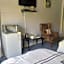 Kwa-Dlamathe Guesthouse