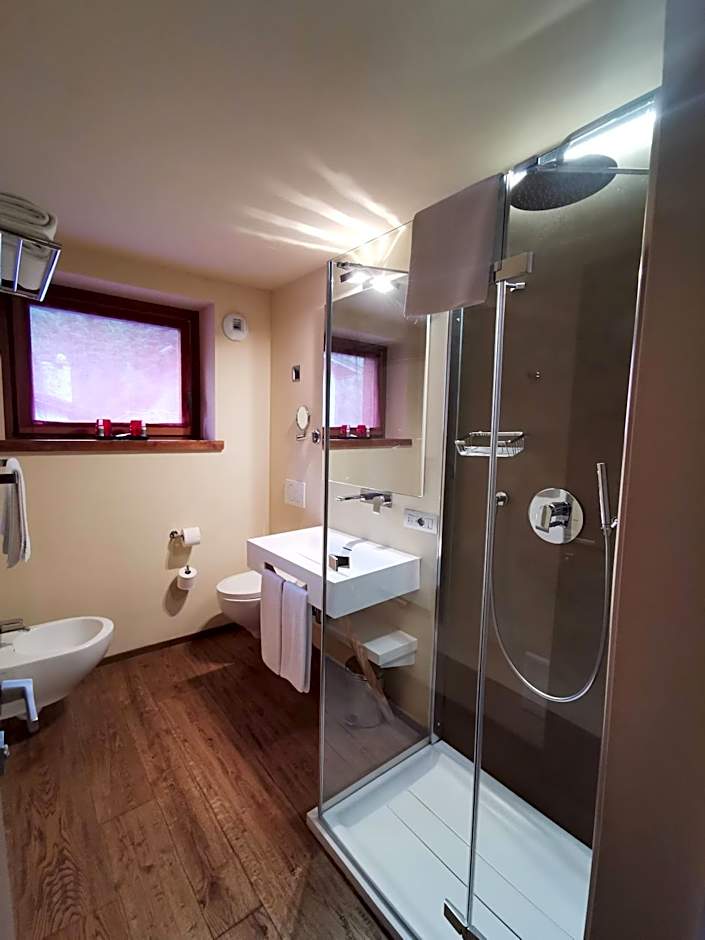 Chalet Eden Eco Hotel, Restaurant & Wellness
