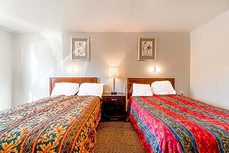 Castle Inn & Suites By OYO Chickasha