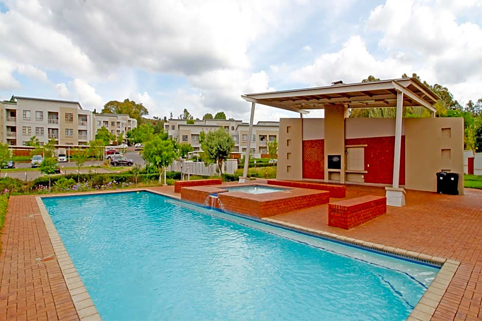 GREENWICH 2 bedroom 2 bath serv apart with 24hrs electricity