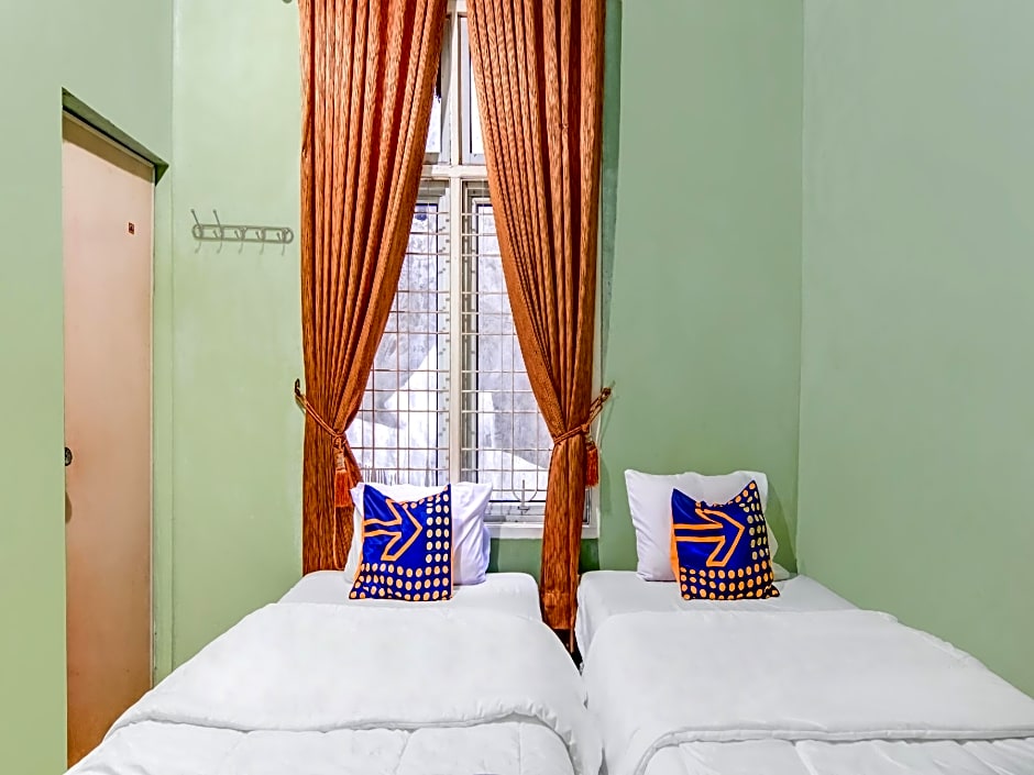 Hotel O Nayla Homestay Syariah Near Koro Koro Panam, Karaoke, Pool, & Cafe