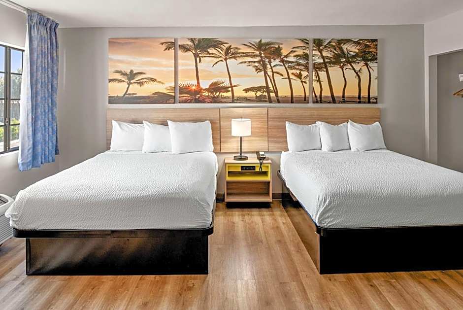 Days Inn & Suites by Wyndham Artesia