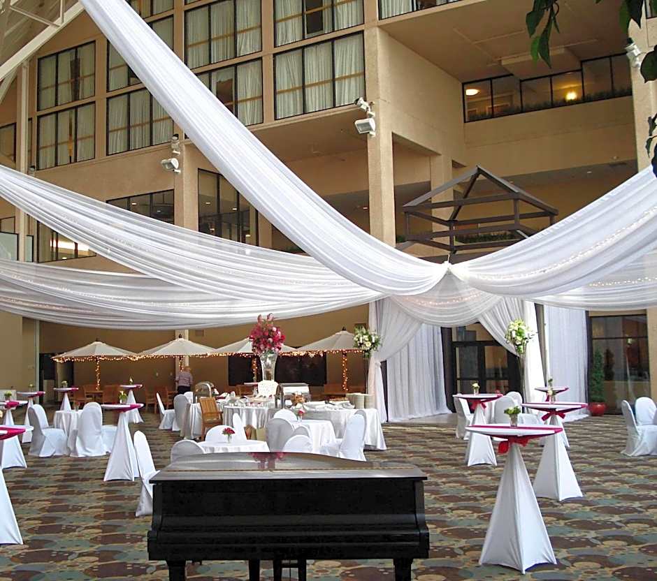 DoubleTree By Hilton St. Paul City Center, Mn